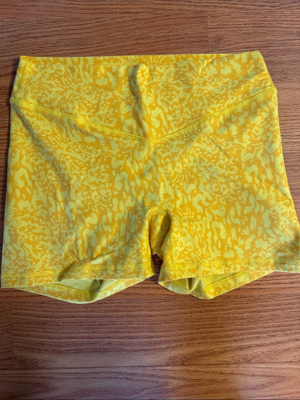 Fleo Yellow Patterned Women’s Bike Shorts